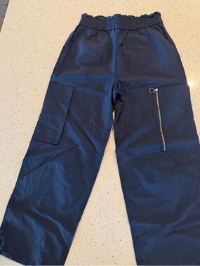 Sweaty Betty Navy Cargo Utility  Trousers with Zip Pocket 6